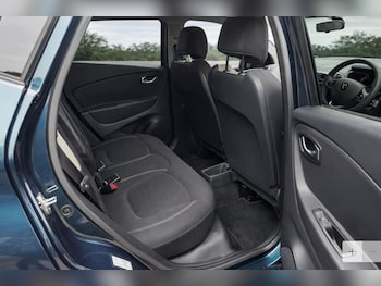 Used Renault Captur 2019 for sale - 78271388: Photo