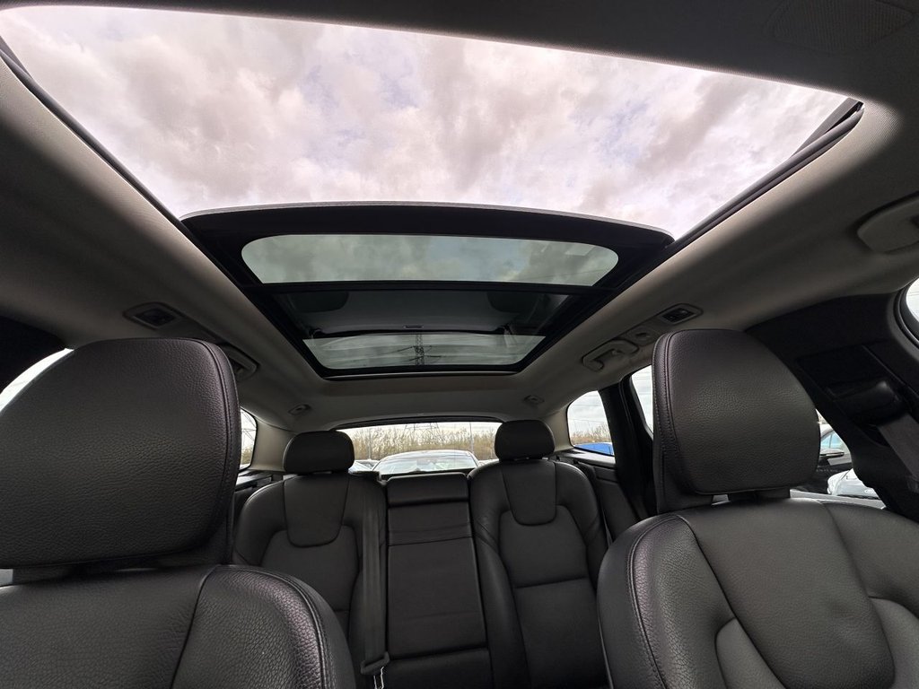 Used Volvo XC60 2019 for sale - 76962181: Photo 14