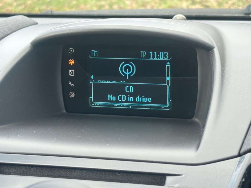 Used Ford Fiesta 2015 for sale - 77263311: Photo 19