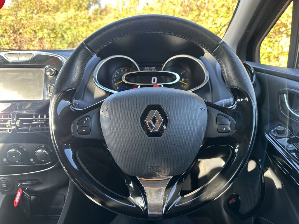 Used Renault Clio 2013 for sale - 76368213: Photo 12