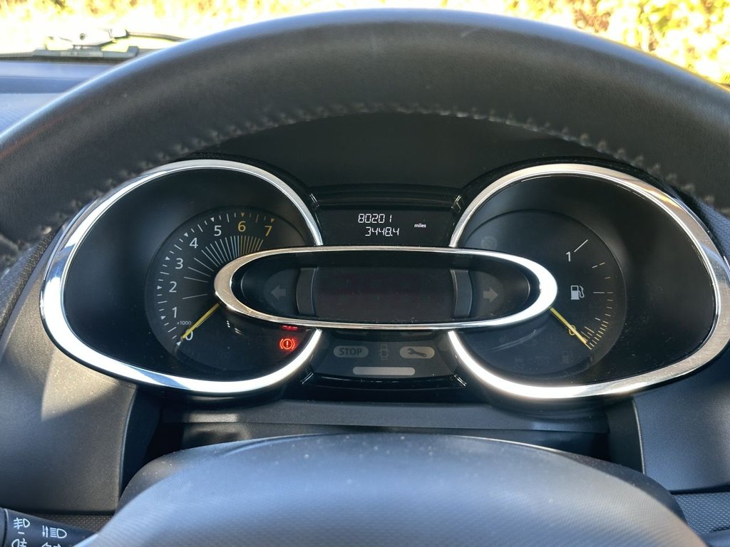 Used Renault Clio 2013 for sale - 76368213: Photo 14