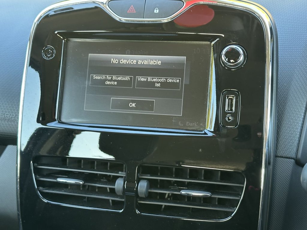 Used Renault Clio 2013 for sale - 76368213: Photo 19