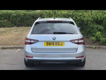 Used Skoda Superb 2019 for sale - 75135415: Photo
