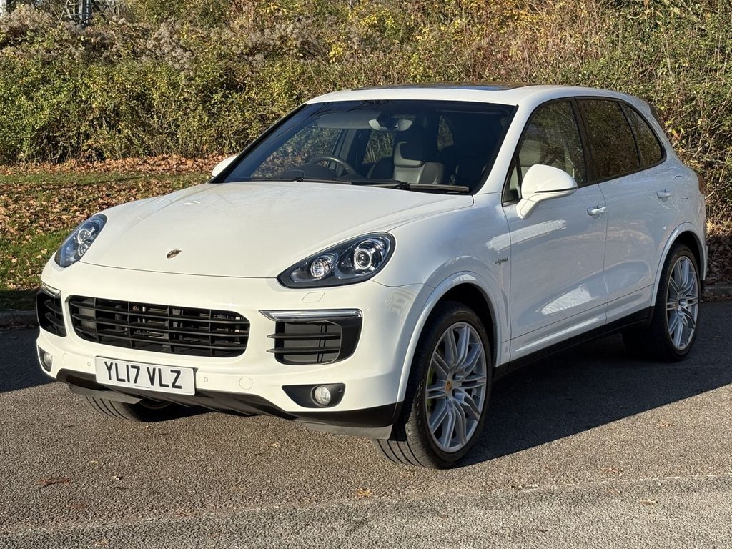 Used Porsche Cayenne 2017 for sale - 76642089: Photo 1
