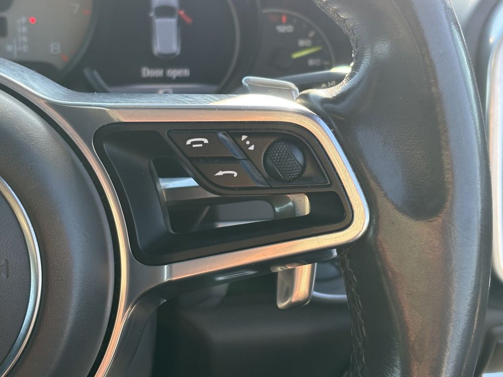 Used Porsche Cayenne 2017 for sale - 76642089: Photo 15