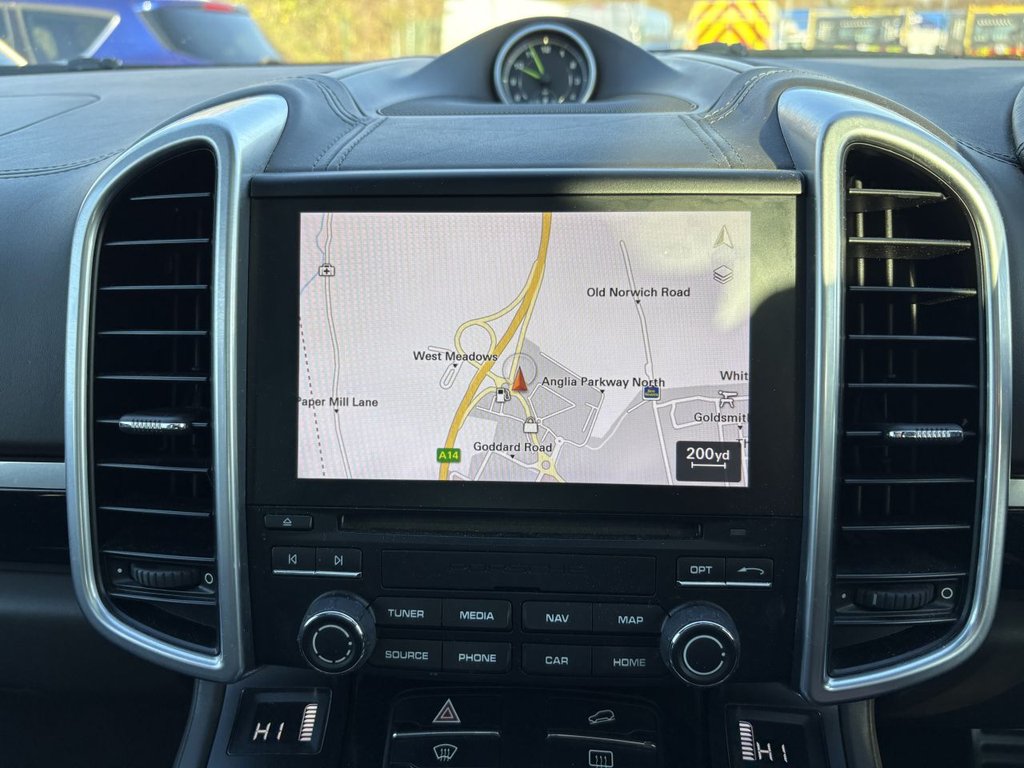 Used Porsche Cayenne 2017 for sale - 76642089: Photo 19