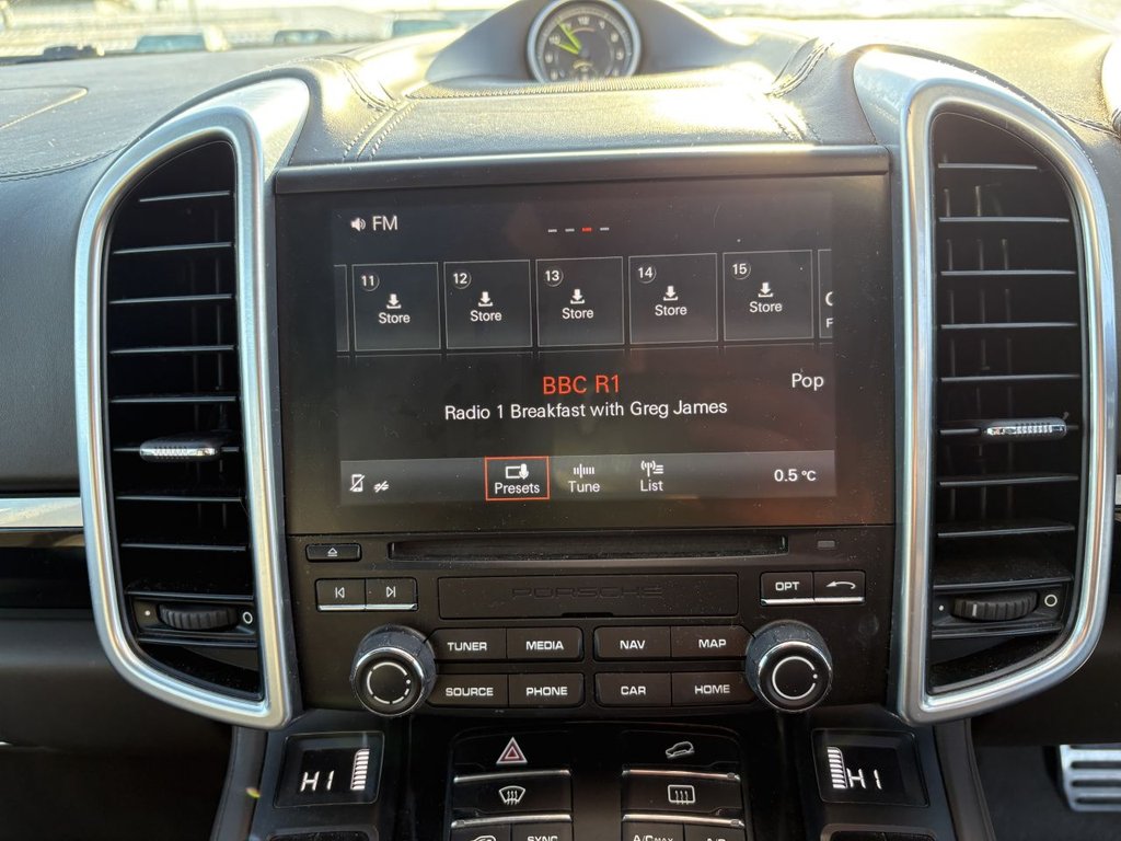 Used Porsche Cayenne 2017 for sale - 76642089: Photo 24