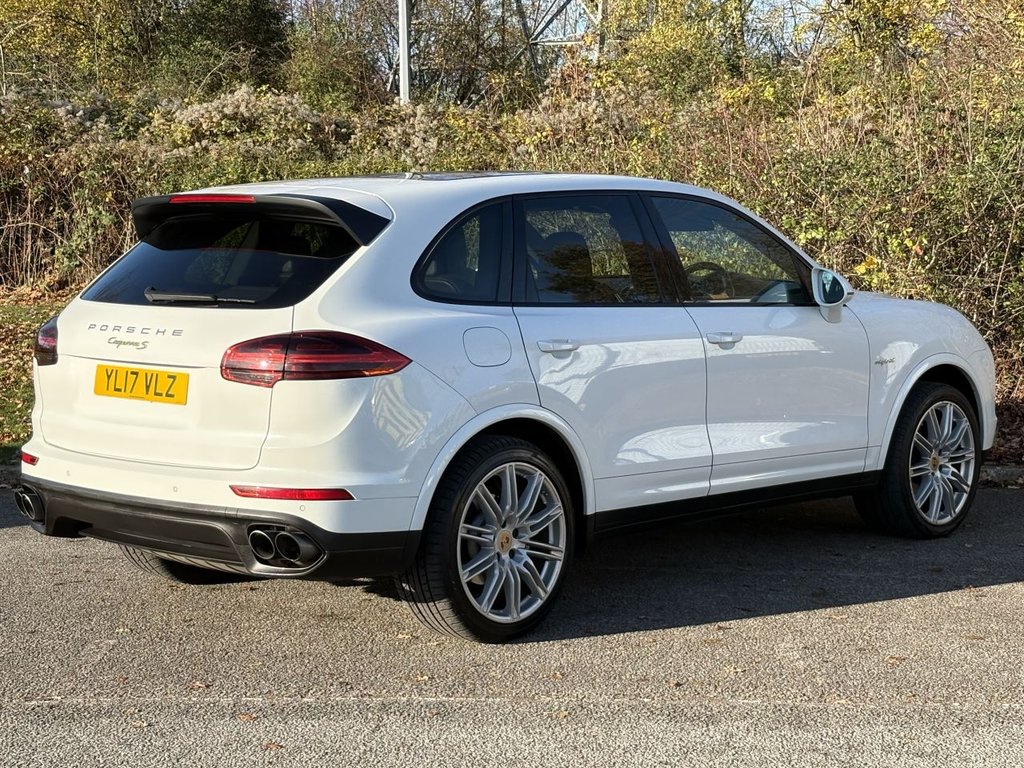 Used Porsche Cayenne 2017 for sale - 76642089: Photo 5