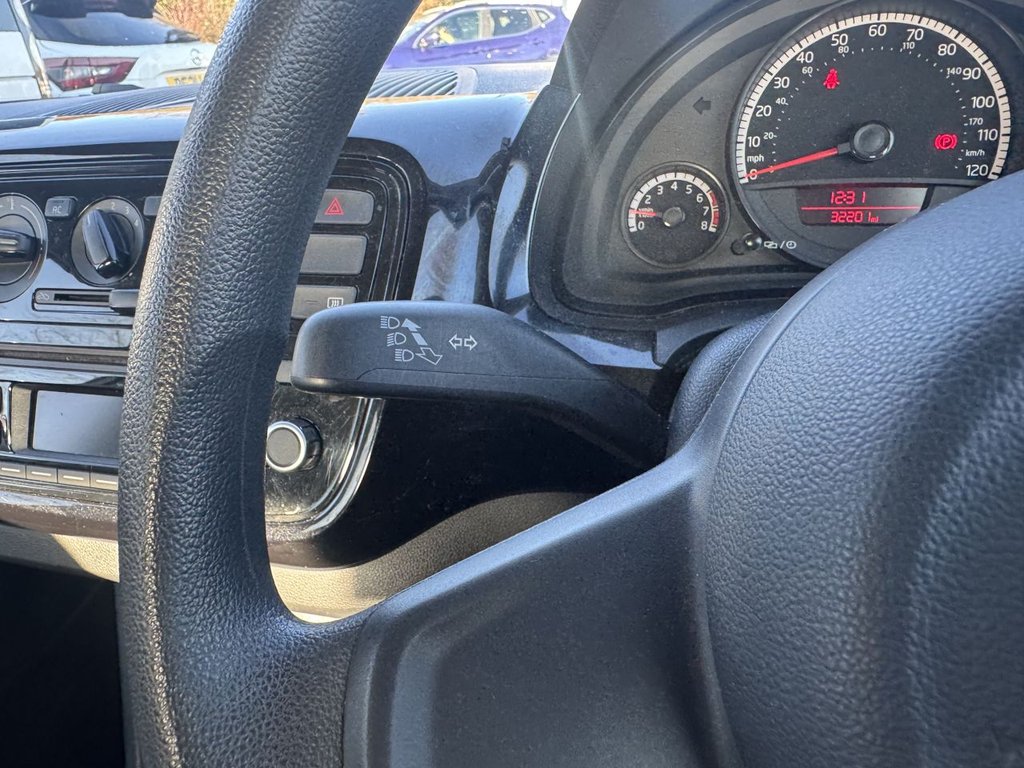 Used Volkswagen up! 2012 for sale - 76783635: Photo 12