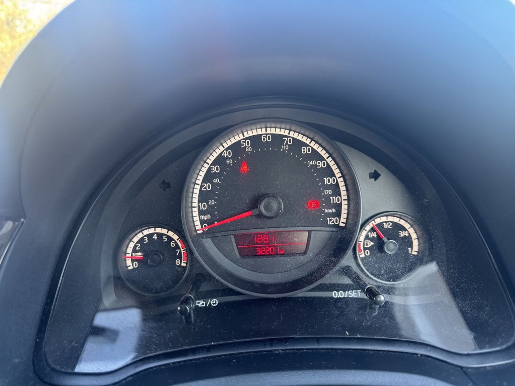 Used Volkswagen up! 2012 for sale - 76783635: Photo 14