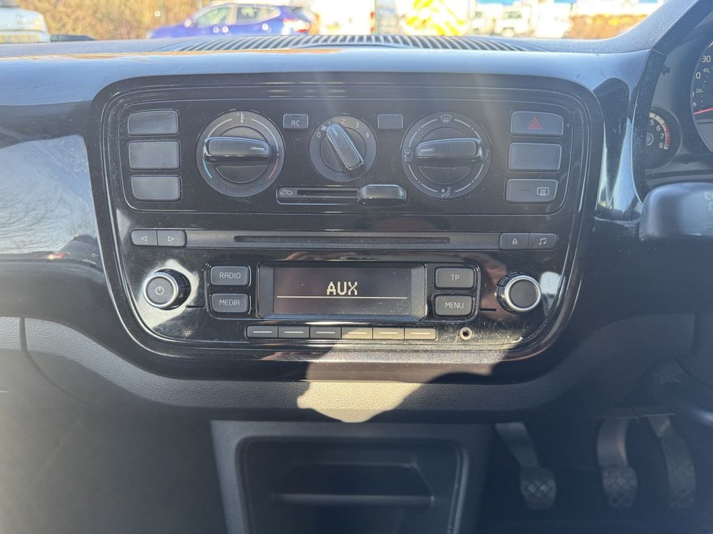 Used Volkswagen up! 2012 for sale - 76783635: Photo 15