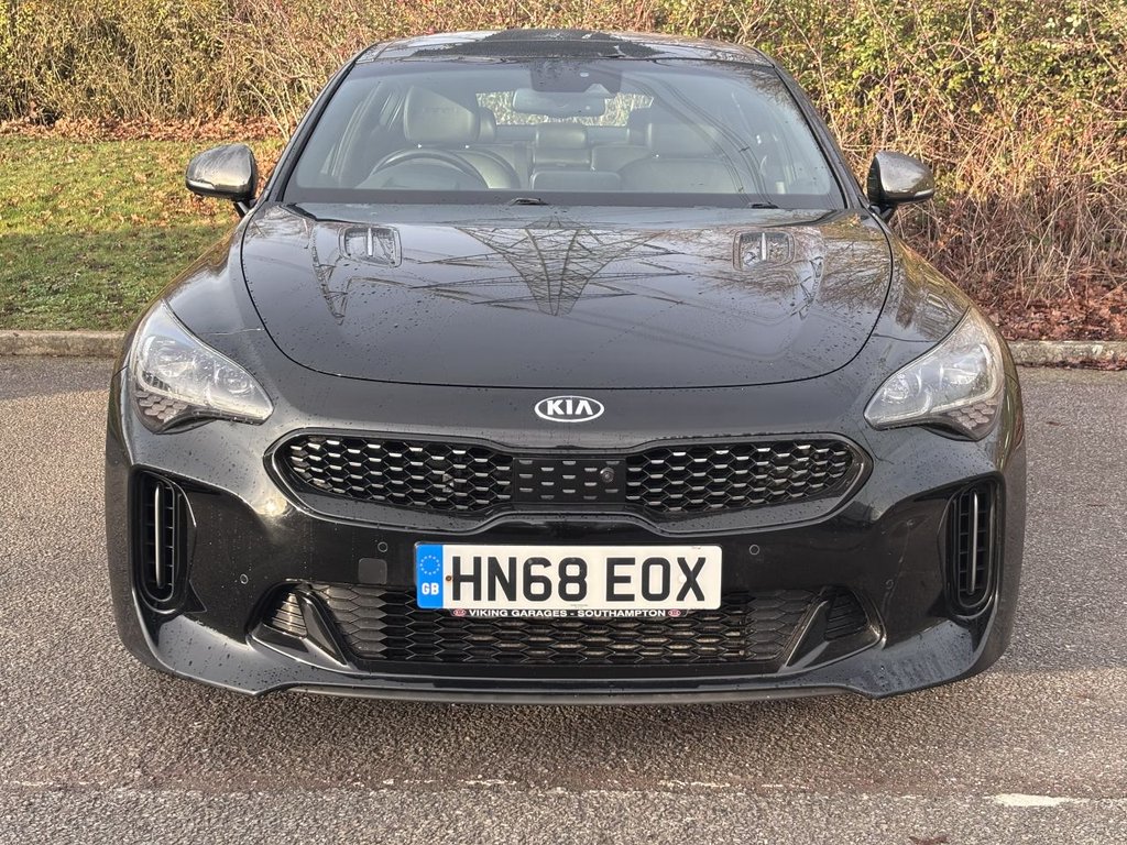 Used Kia Stinger 2018 for sale - 76962139: Photo 9