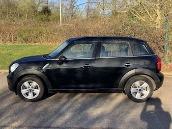 Used MINI Countryman 2016 for sale - 77936104: Photo