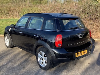 Used MINI Countryman 2016 for sale - 77936104: Photo