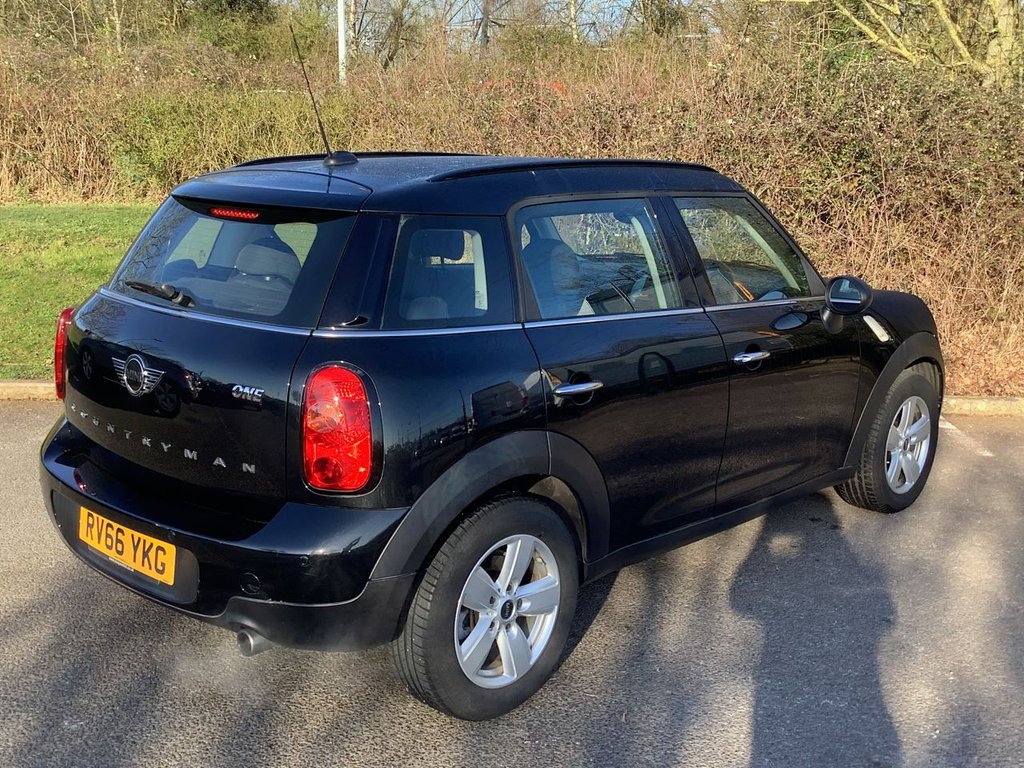 Used MINI Countryman 2016 for sale - 77936104: Photo 5