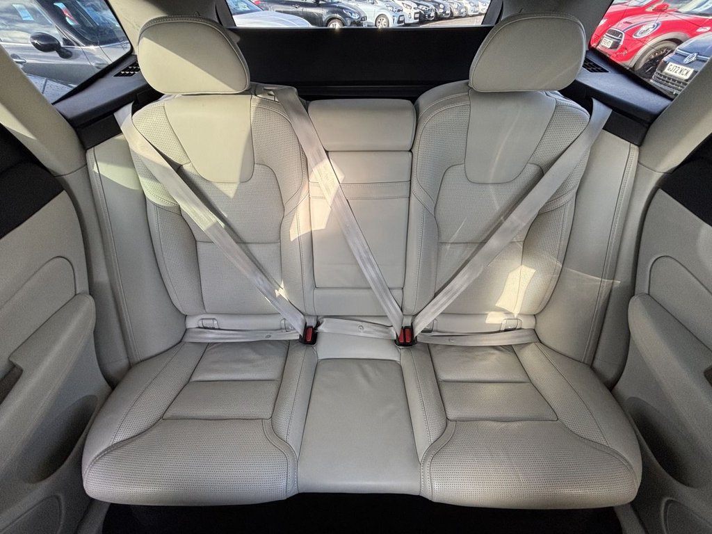 Used Volvo XC60 2017 for sale - 76698132: Photo 10