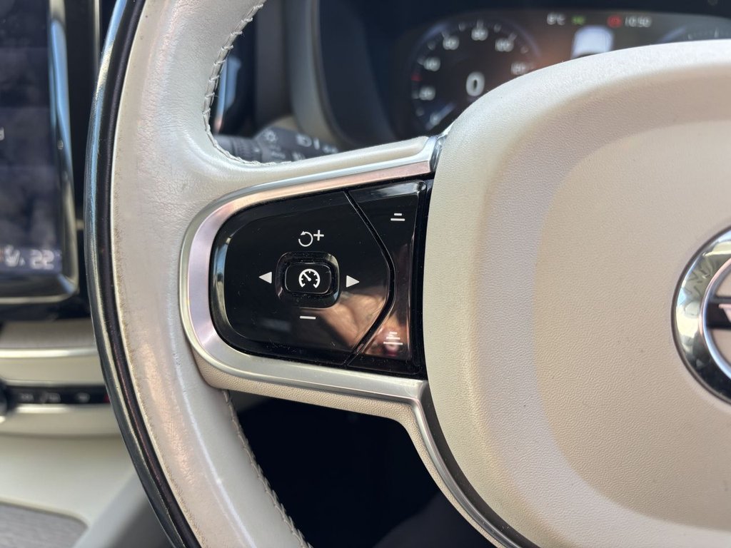 Used Volvo XC60 2017 for sale - 76698132: Photo 13