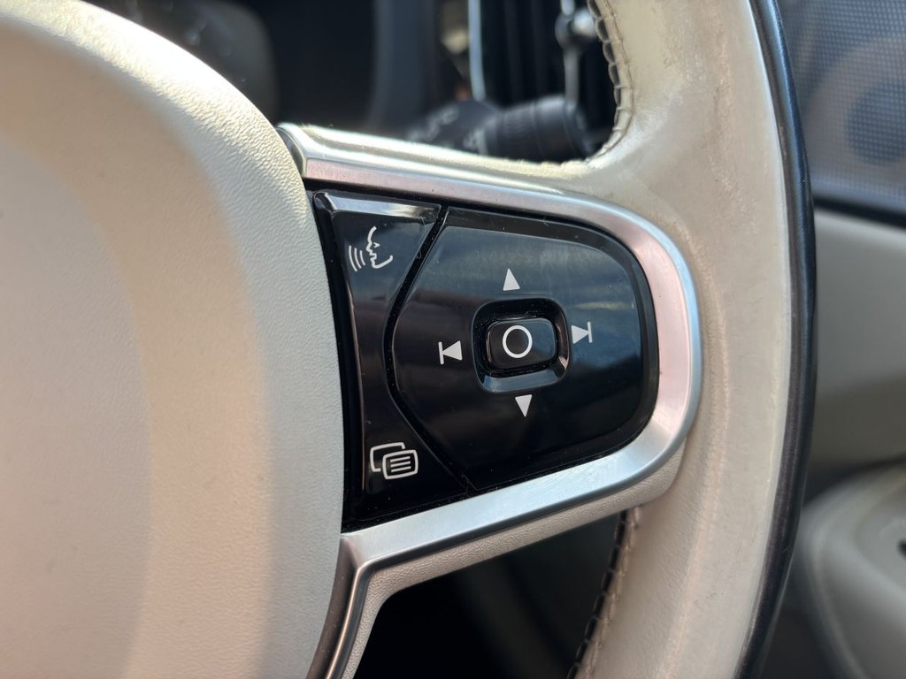 Used Volvo XC60 2017 for sale - 76698132: Photo 17