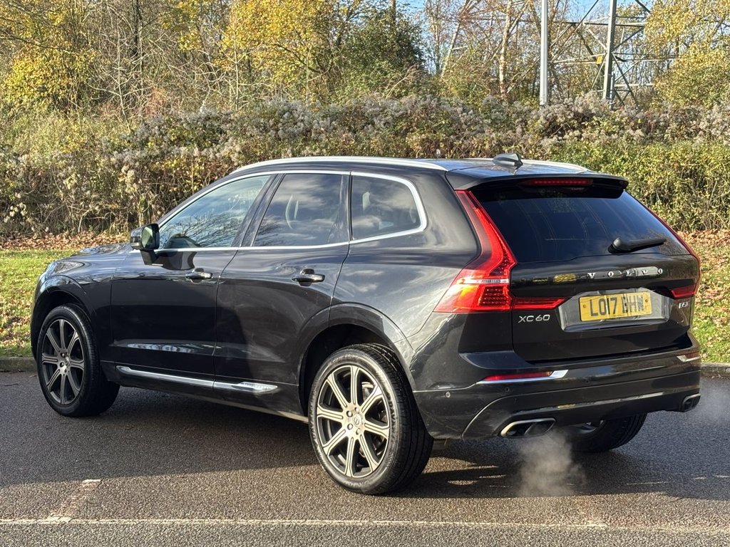 Used Volvo XC60 2017 for sale - 76698132: Photo 3