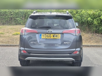 Used Toyota RAV4 2016 for sale - 75264699: Photo
