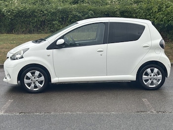 Used Toyota AYGO 2013 for sale - 75456380: Photo