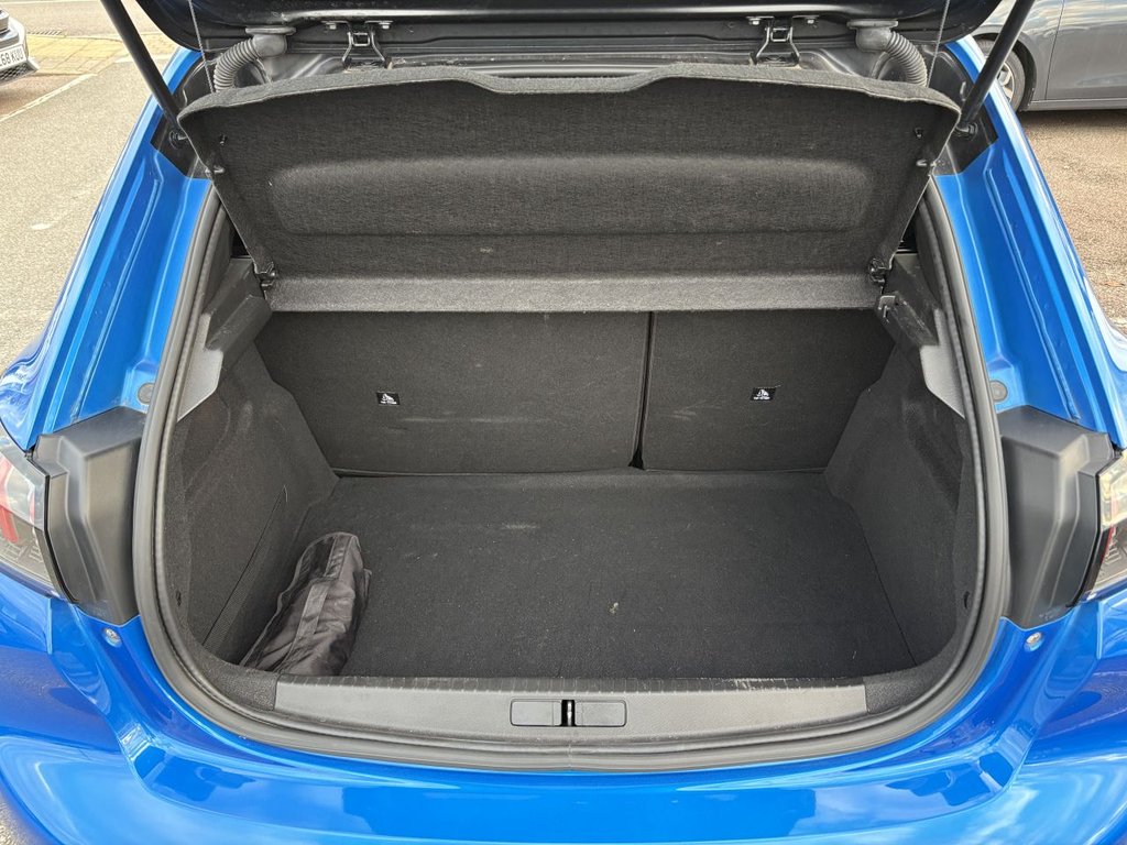 Used Peugeot 208 2021 for sale - 76617947: Photo 11