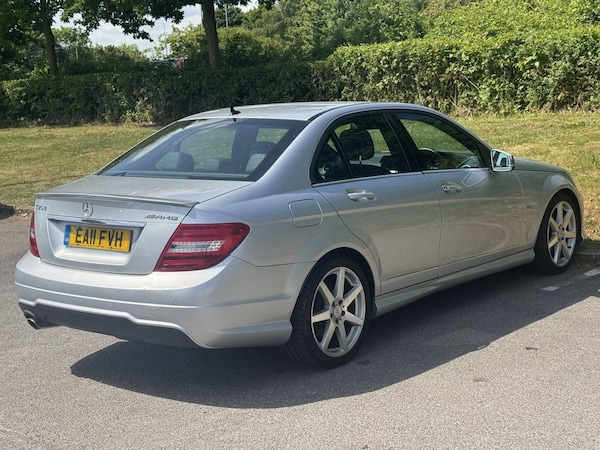 Used Mercedes-Benz C-Class 2011 for sale - 74606532: Photo 5