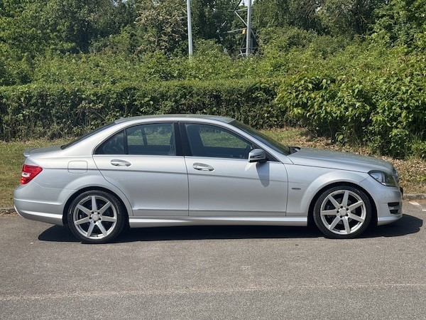 Used Mercedes-Benz C-Class 2011 for sale - 74606532: Photo 6