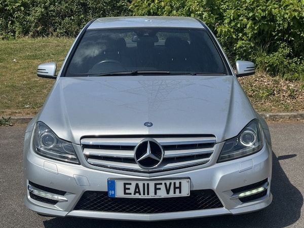 Used Mercedes-Benz C-Class 2011 for sale - 74606532: Photo 8