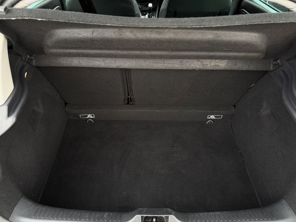 Used Renault Clio 2018 for sale - 77990552: Photo 11