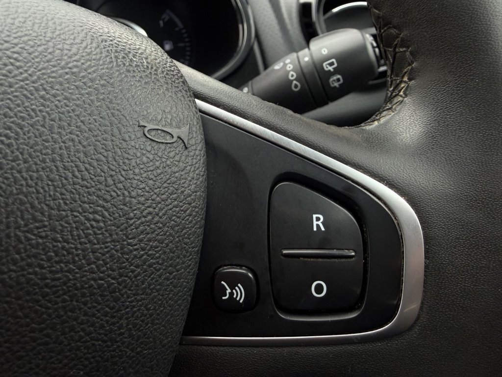 Used Renault Clio 2018 for sale - 77990552: Photo 14