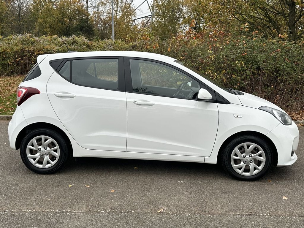 Used Hyundai i10 2019 for sale - 76509655: Photo 6