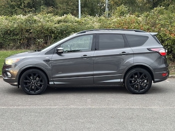 Used Ford Kuga 2017 for sale - 76147312: Photo 2