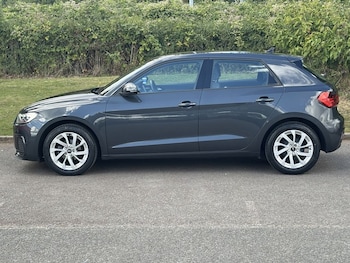 Used Audi A1 2021 for sale - 76154401: Photo 2
