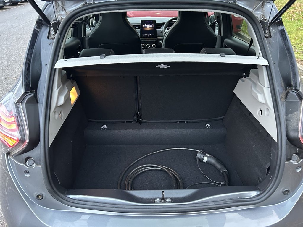 Used Renault Zoe 2022 for sale - 76429940: Photo 11