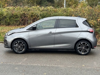 Used Renault Zoe 2022 for sale - 76429940: Photo