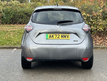 Used Renault Zoe 2022 for sale - 76429940: Photo