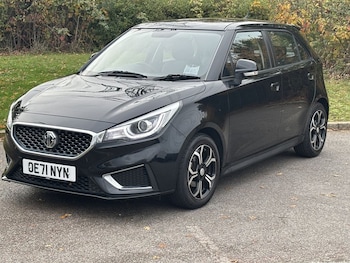 2022 (71) - 1.5 VTi-TECH Exclusive 5dr [Navigation]