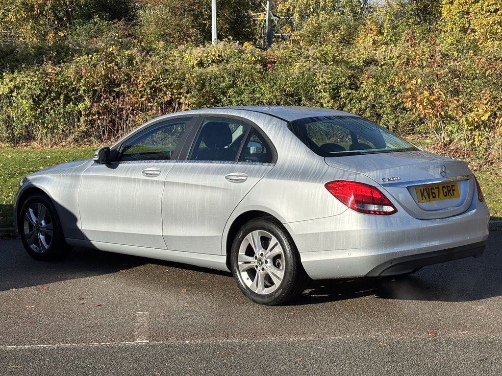 Used Mercedes-Benz C Class 2017 for sale - 76406332: Photo 3