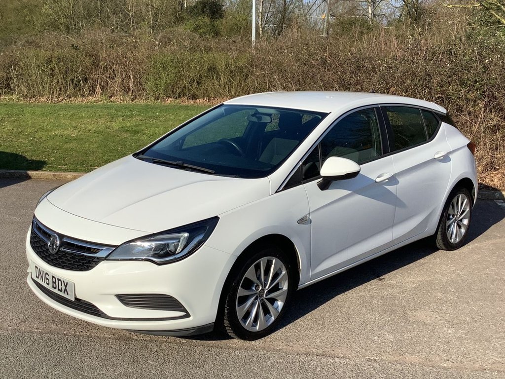 Used Vauxhall Astra 2016 for sale - 77952402: Photo 1