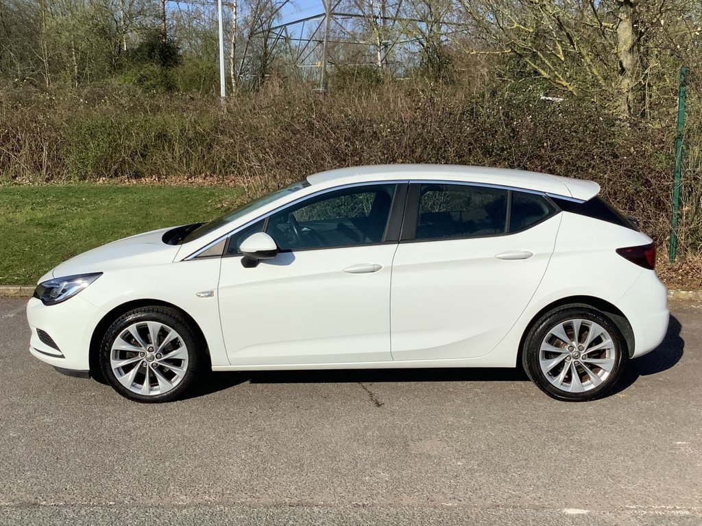 Used Vauxhall Astra 2016 for sale - 77952402: Photo 2