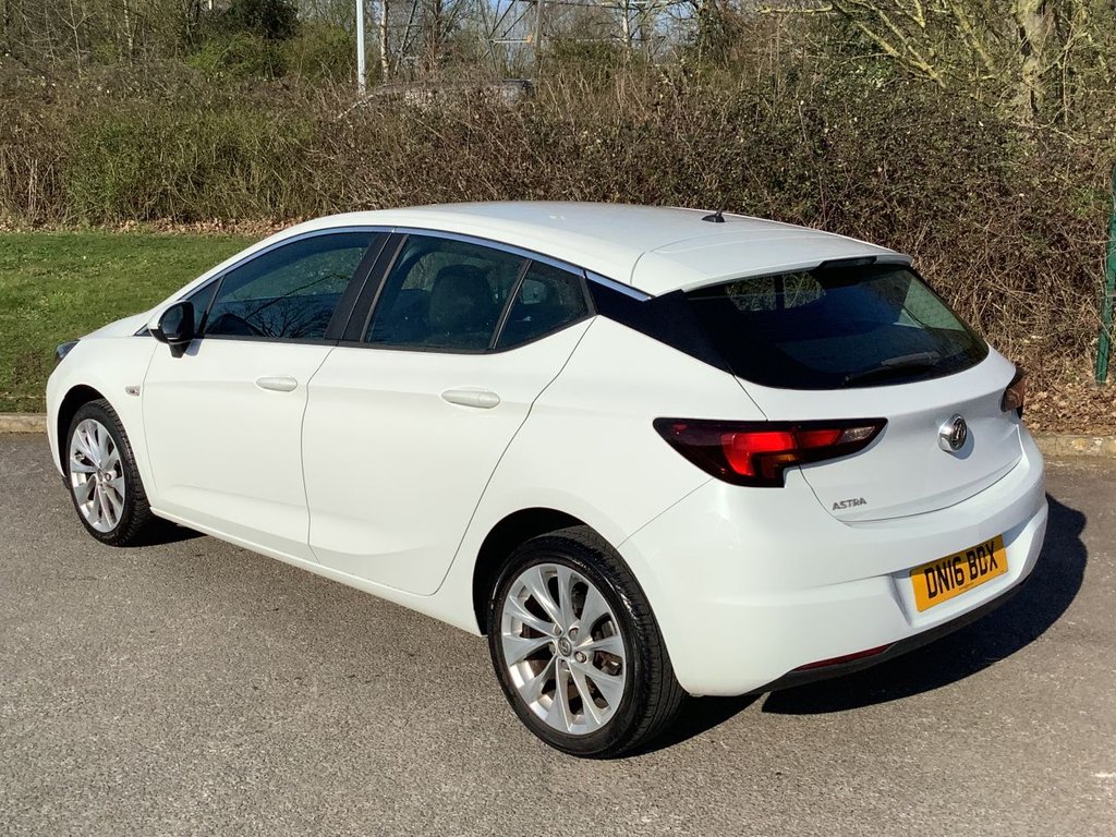 Used Vauxhall Astra 2016 for sale - 77952402: Photo 3