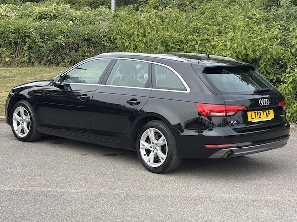 Used Audi A4 2018 for sale - 76202676: Photo 3