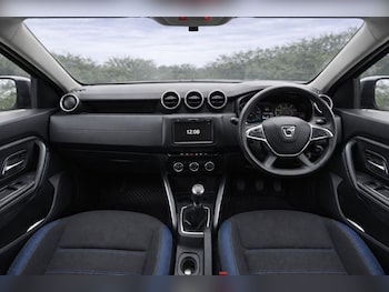 Used Dacia Duster 2021 for sale - 78293379: Photo