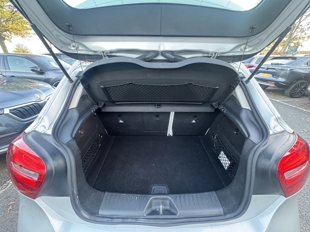 Used Mercedes-Benz A-Class 2016 for sale - 76395648: Photo 11