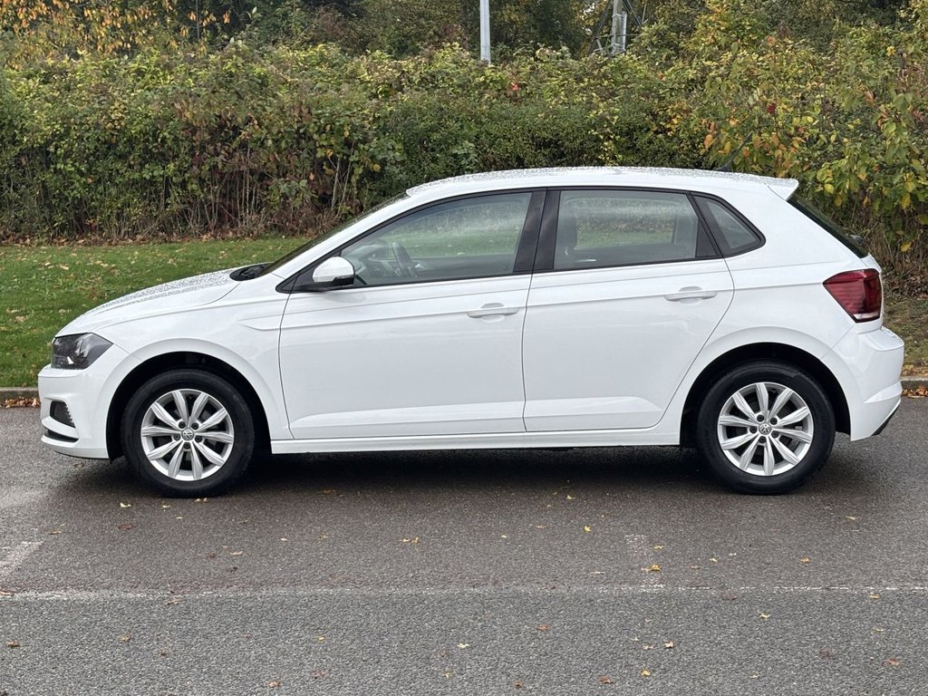 Used Volkswagen Polo 2018 for sale - 76323113: Photo 2
