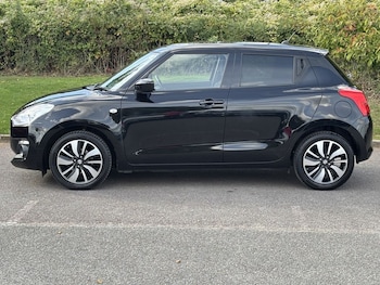 Used Suzuki Swift 2020 for sale - 76105977: Photo 2