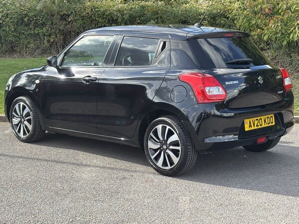 Used Suzuki Swift 2020 for sale - 76105977: Photo 3
