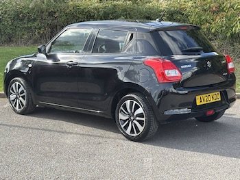 Used Suzuki Swift 2020 for sale - 76105977: Photo 3