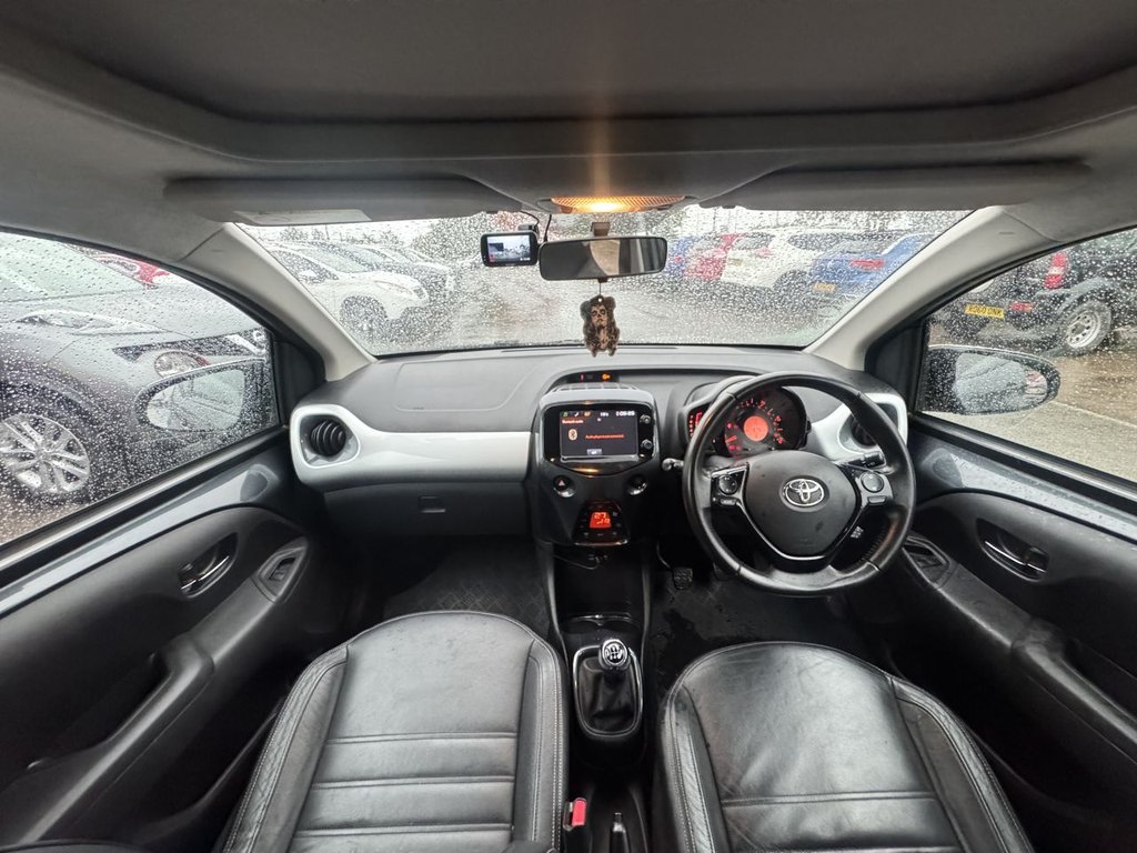 Used Toyota AYGO 2016 for sale - 76162667: Photo 10